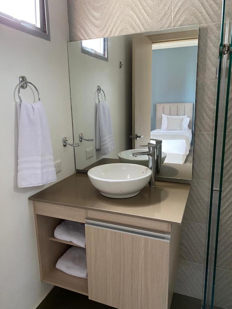 Buenavista Plaza Aparta Hotel Барранкилья Номер фото